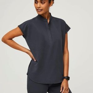 Figs Rafaela oversized scrub top in Night Sky